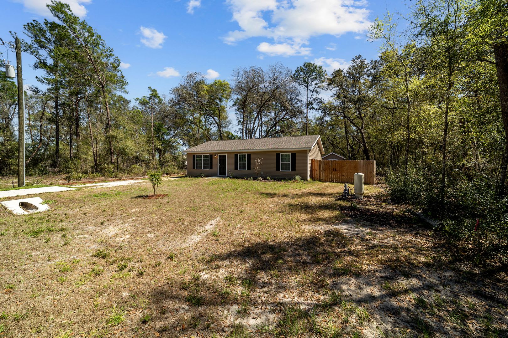 Newer 3 2 In The Country With Fenced Yard And Shed – photo 5