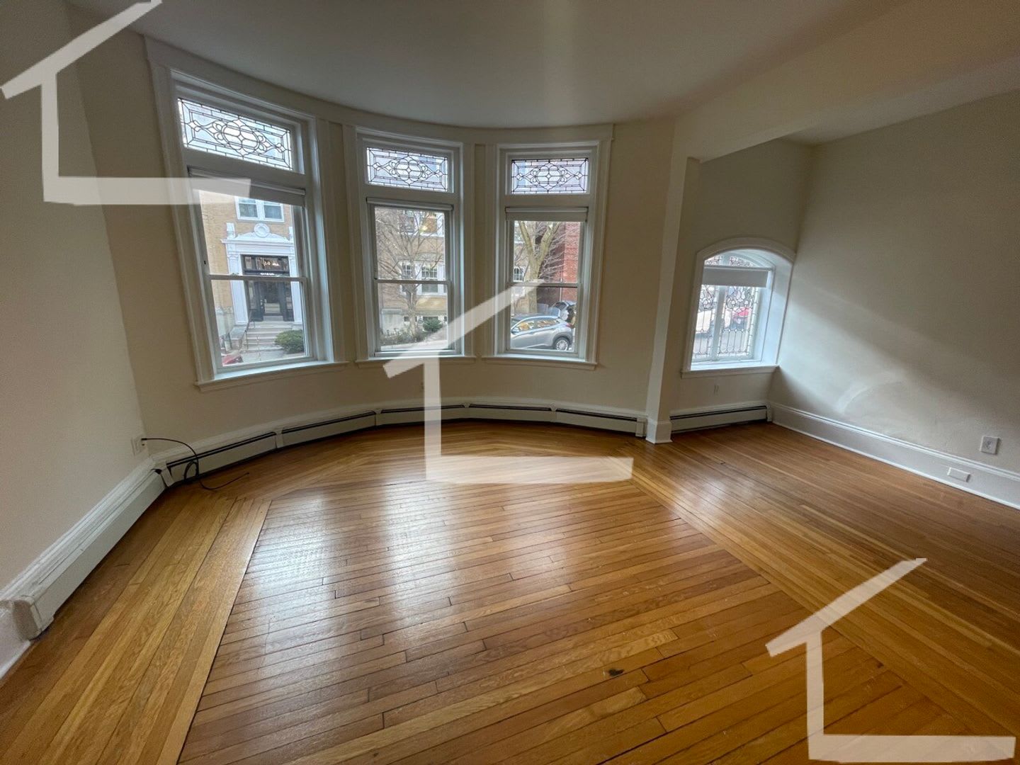 Large Studio Available 6/1/26 – photo 4