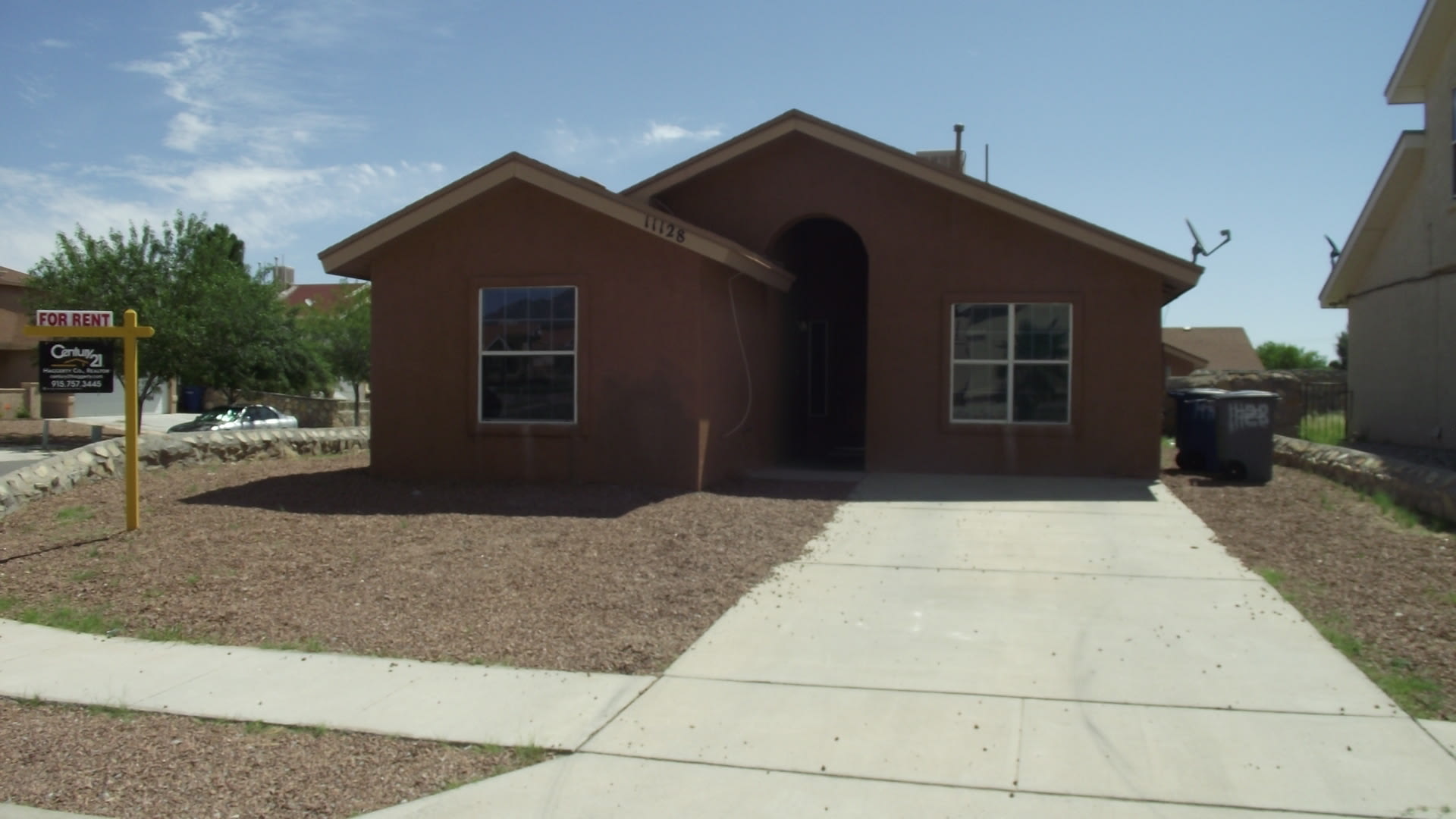 Northeast El Paso 3 Bed – photo 1