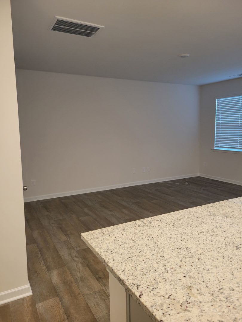 Spacious 4BR Townhome in Greensboro (Reedy Fork Community) – photo 5