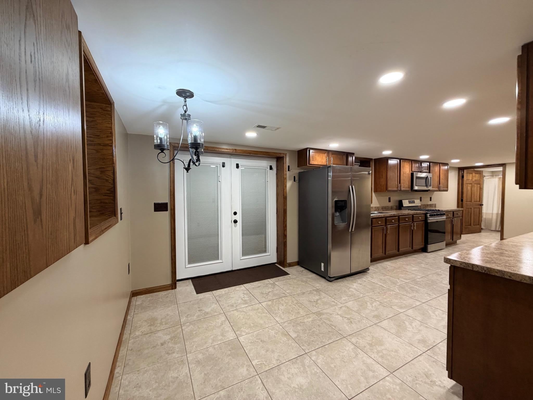 1105 MEANDER Drive – photo 2