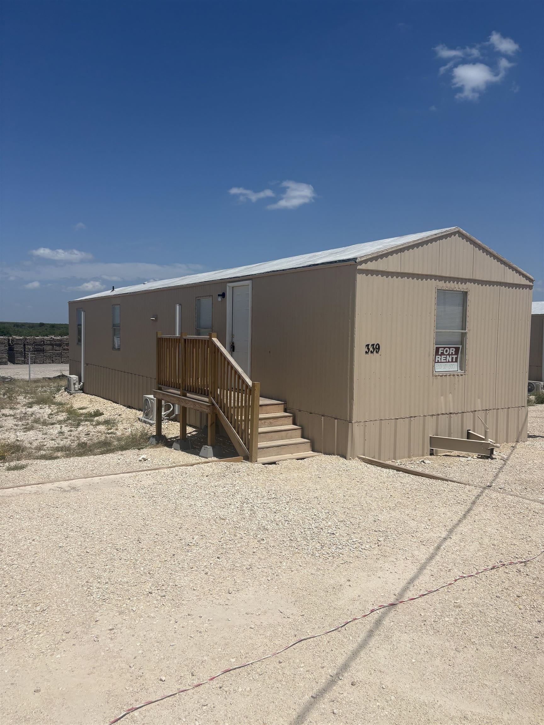 339 Lewis – photo 2