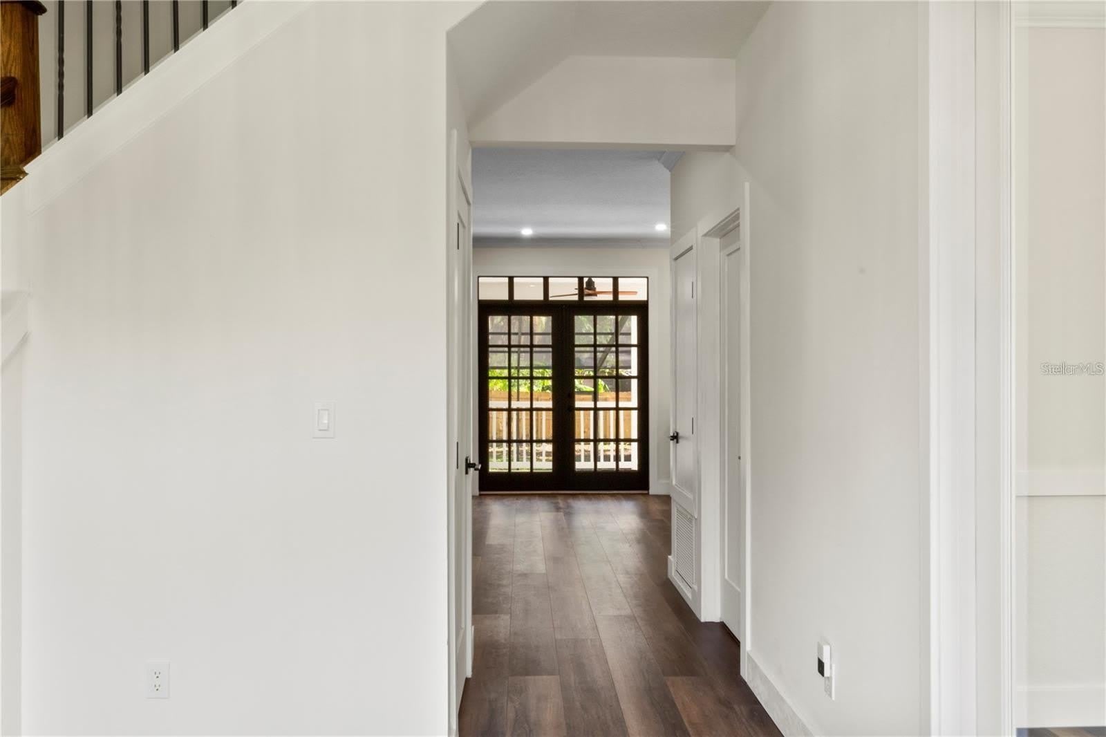 1368 HIBISCUS Avenue – photo 5