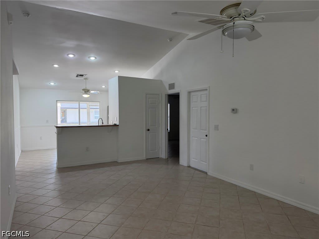1424 NE 13th Place – photo 5