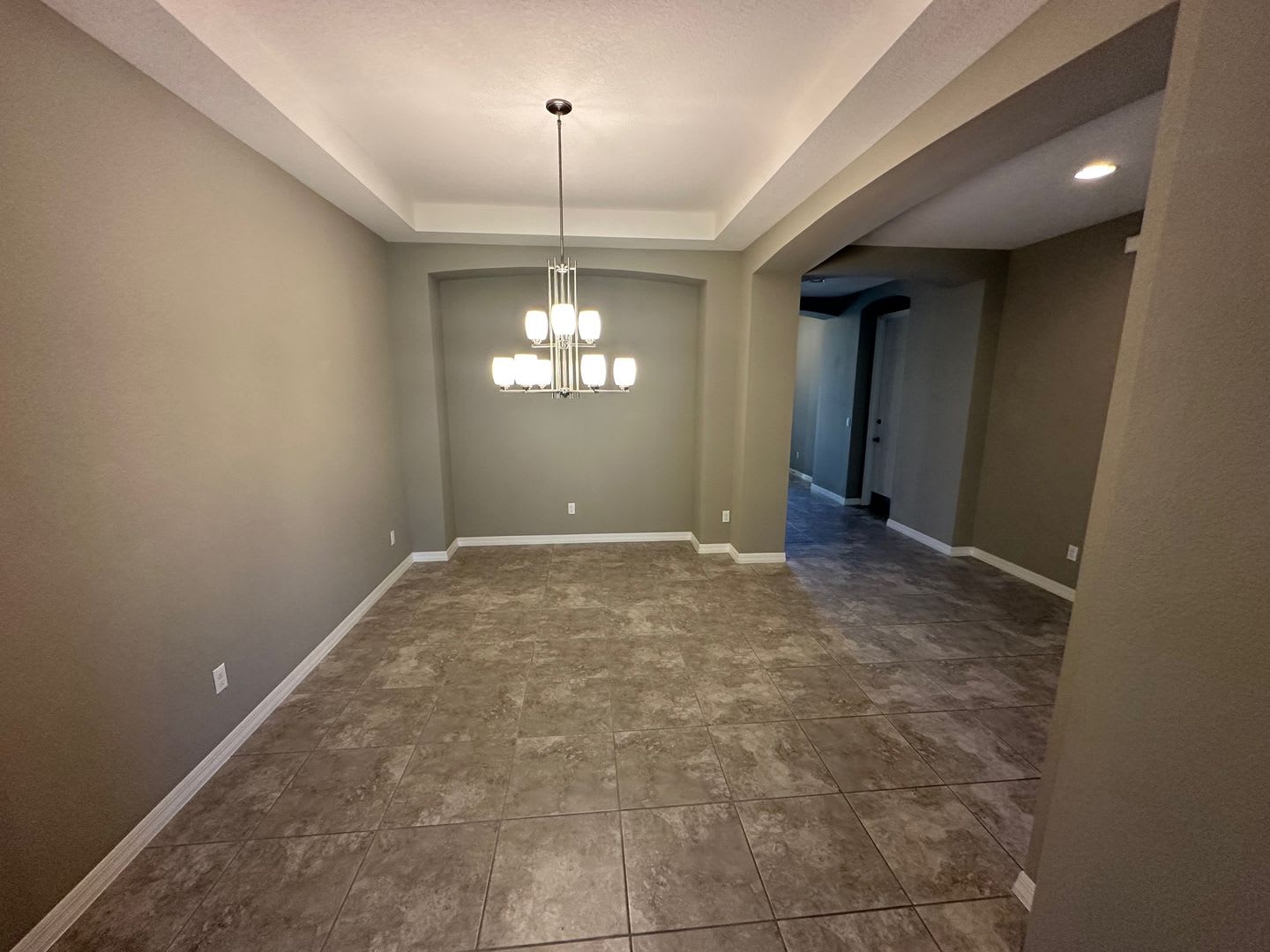 Beautiful 4-Bedroom, 2.5-Bathroom Home Nestled in Cypress Reserve – photo 2