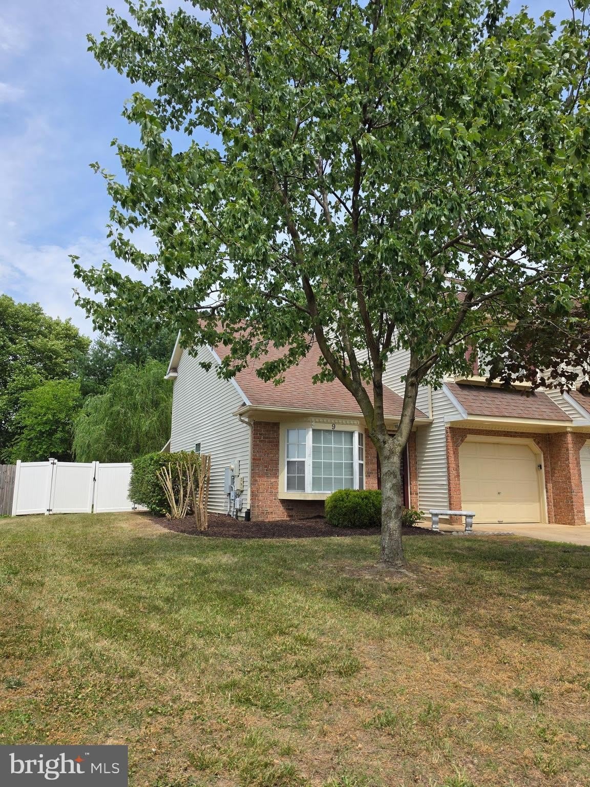 9 GRISTMILL Drive – photo 3