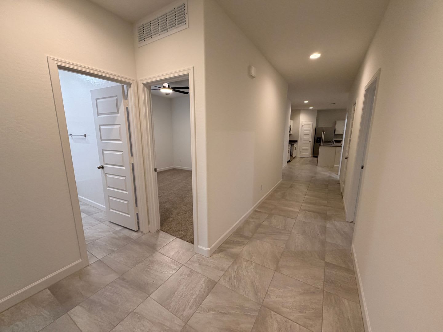 New Build 4 Bed 3 Bath Available For Rent – photo 5