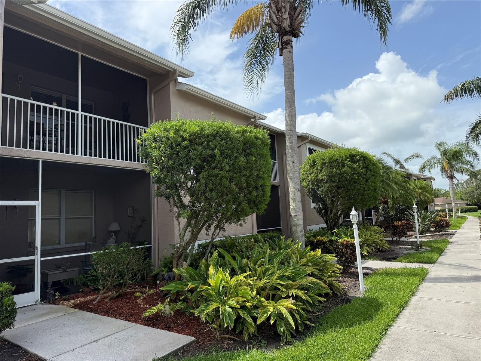 5320 HYLAND HILLS Avenue – photo 2