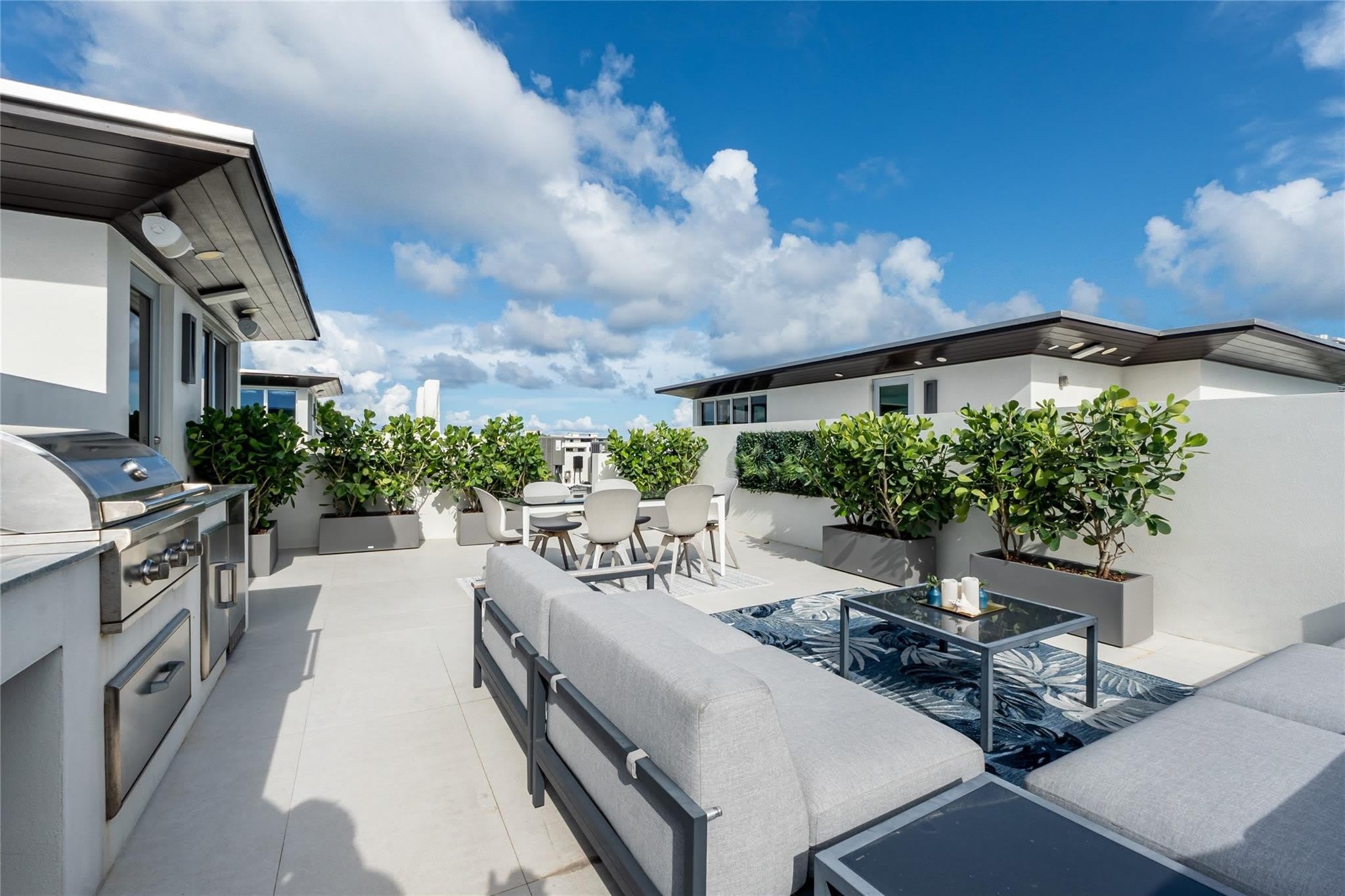 244 Garden Court 244 – photo 3
