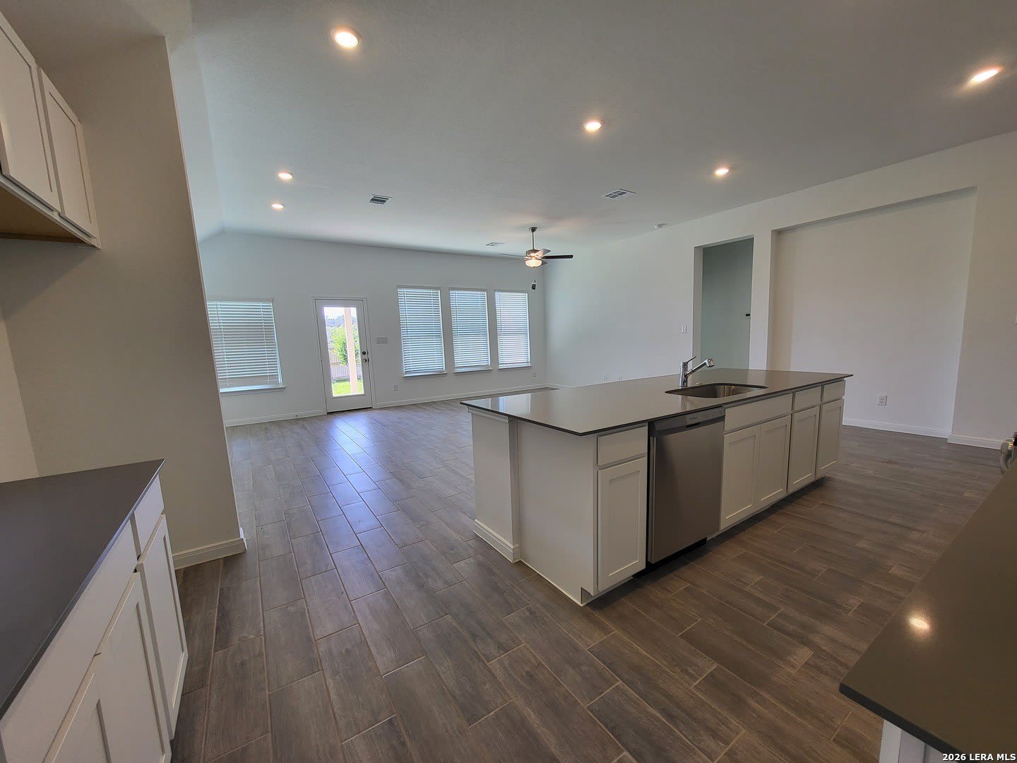 1233 Fox Wing Way – photo 5