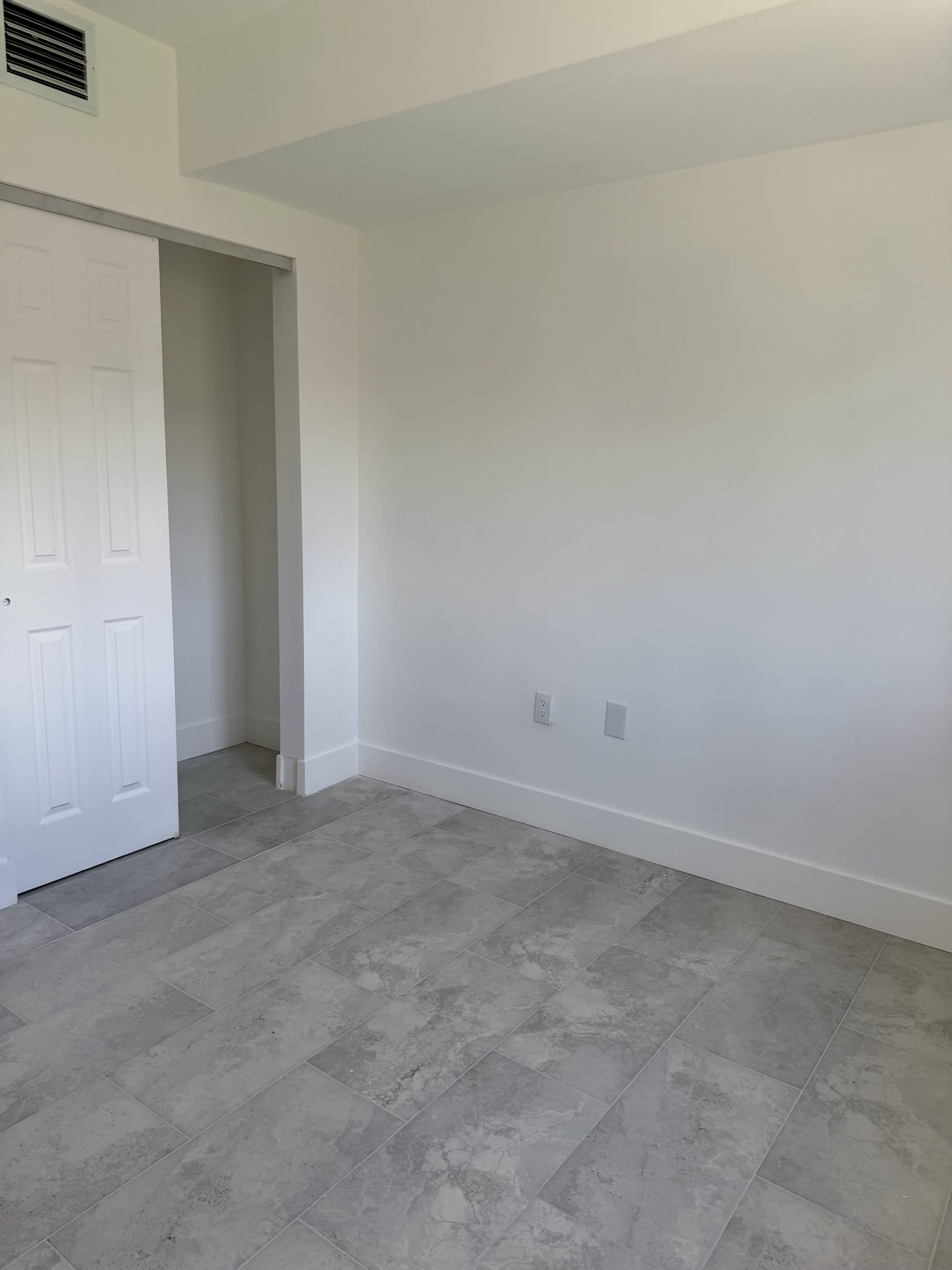 147 Northwest 59th Street – photo 3