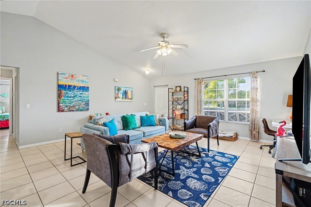 2727 SW 2nd Court – photo 4