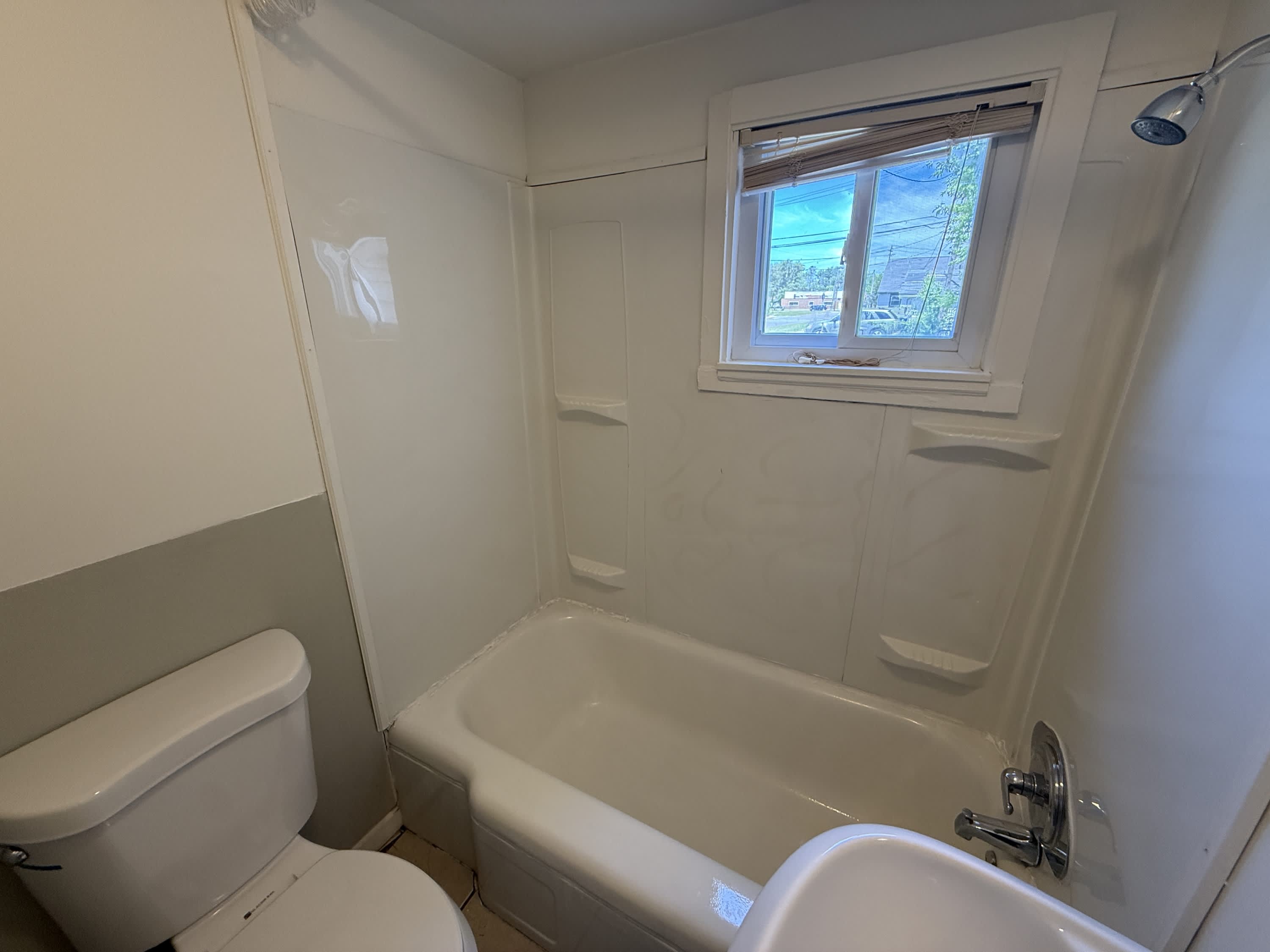 11359 Maxwell Avenue – photo 5