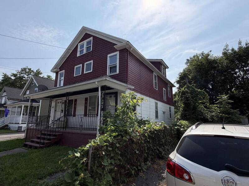 107 Sterling St – photo 2