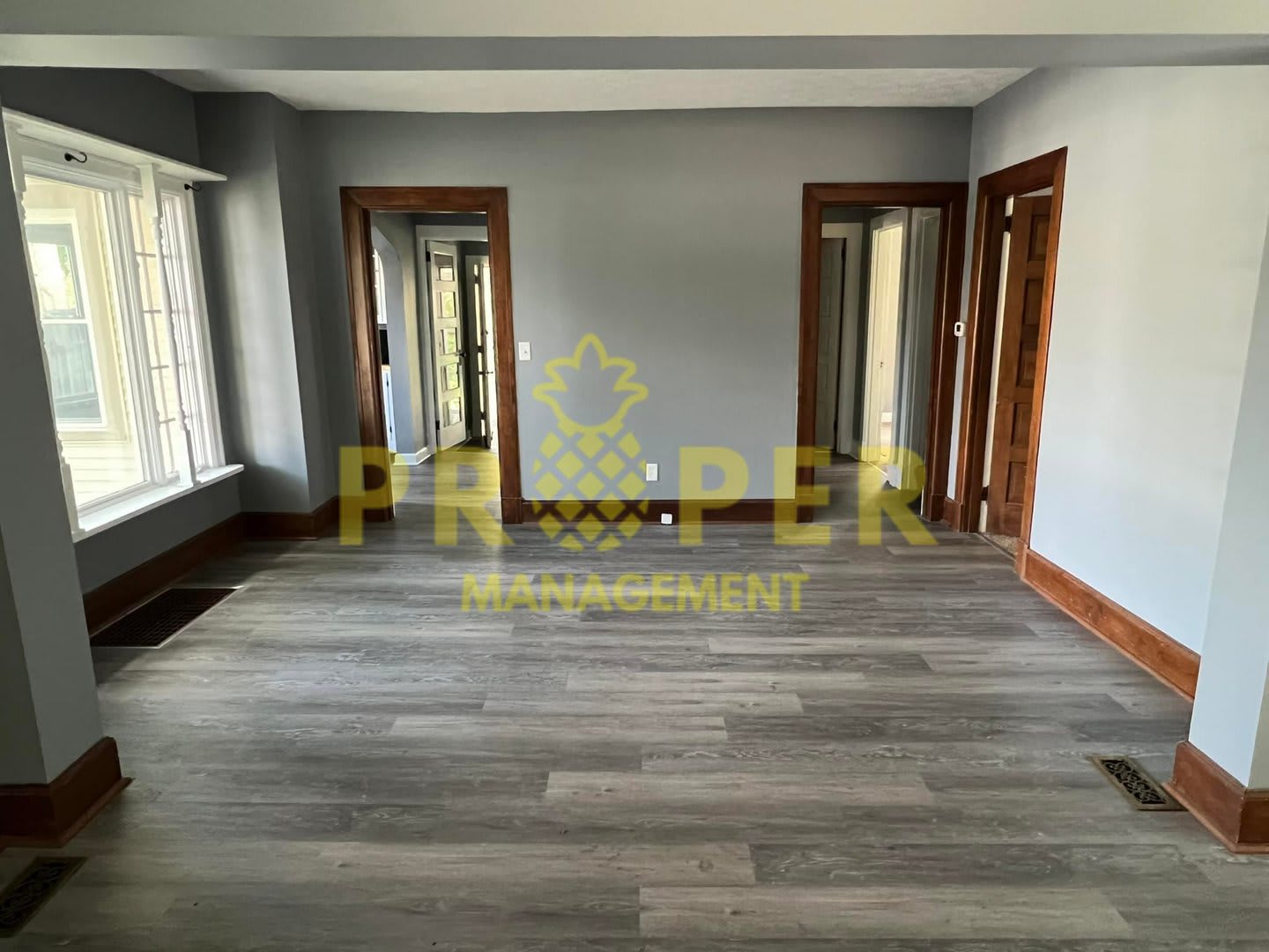 Amazing 3 bedrooms 2 full bathrooms COMING SOON for rent – photo 4