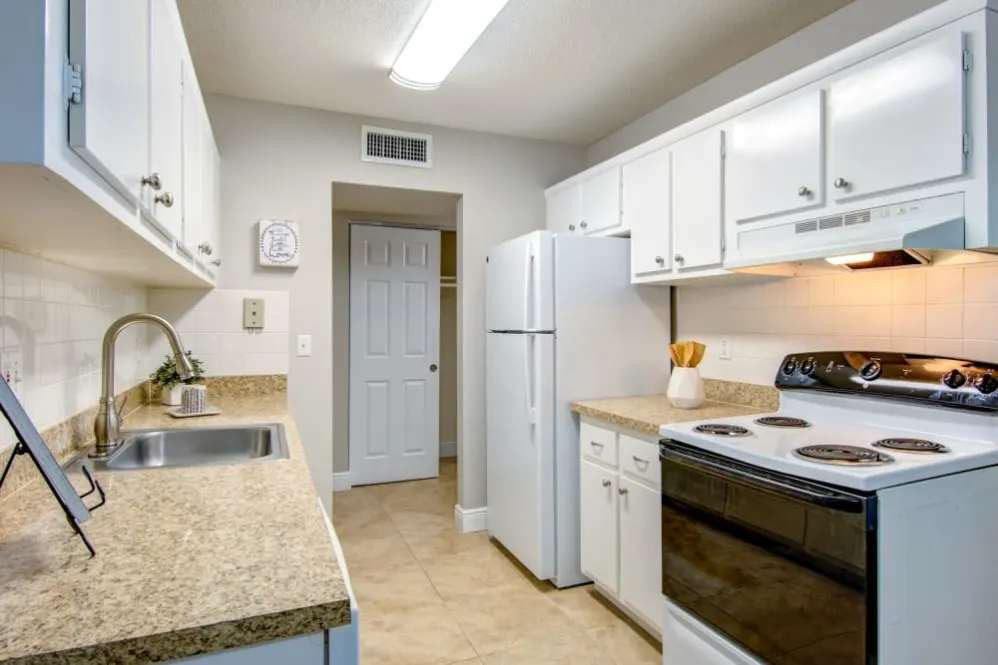 Lime Tree Village – photo 2