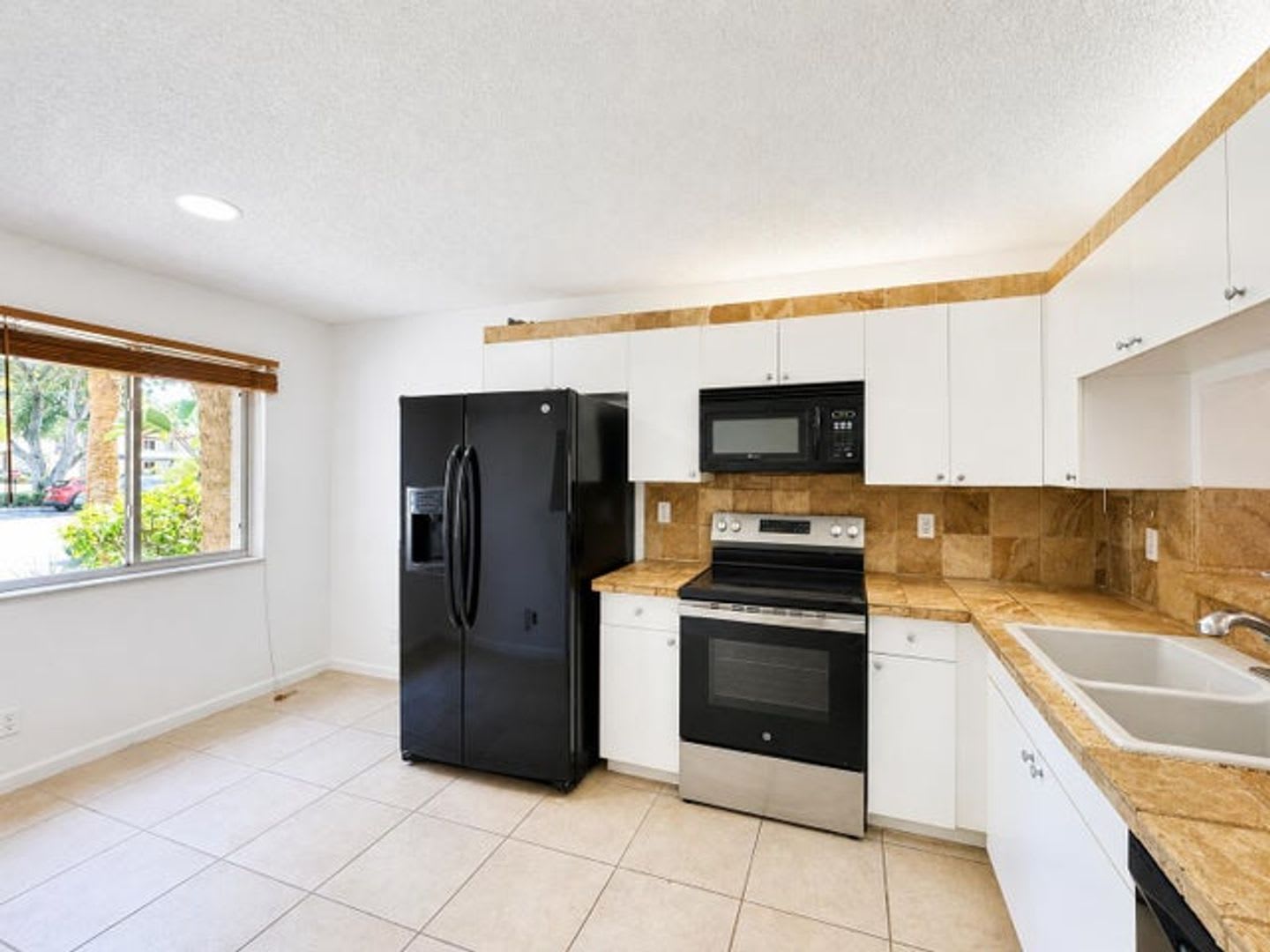 340 NW 67TH Street 108, Boca Raton, FL 33487 – photo 1