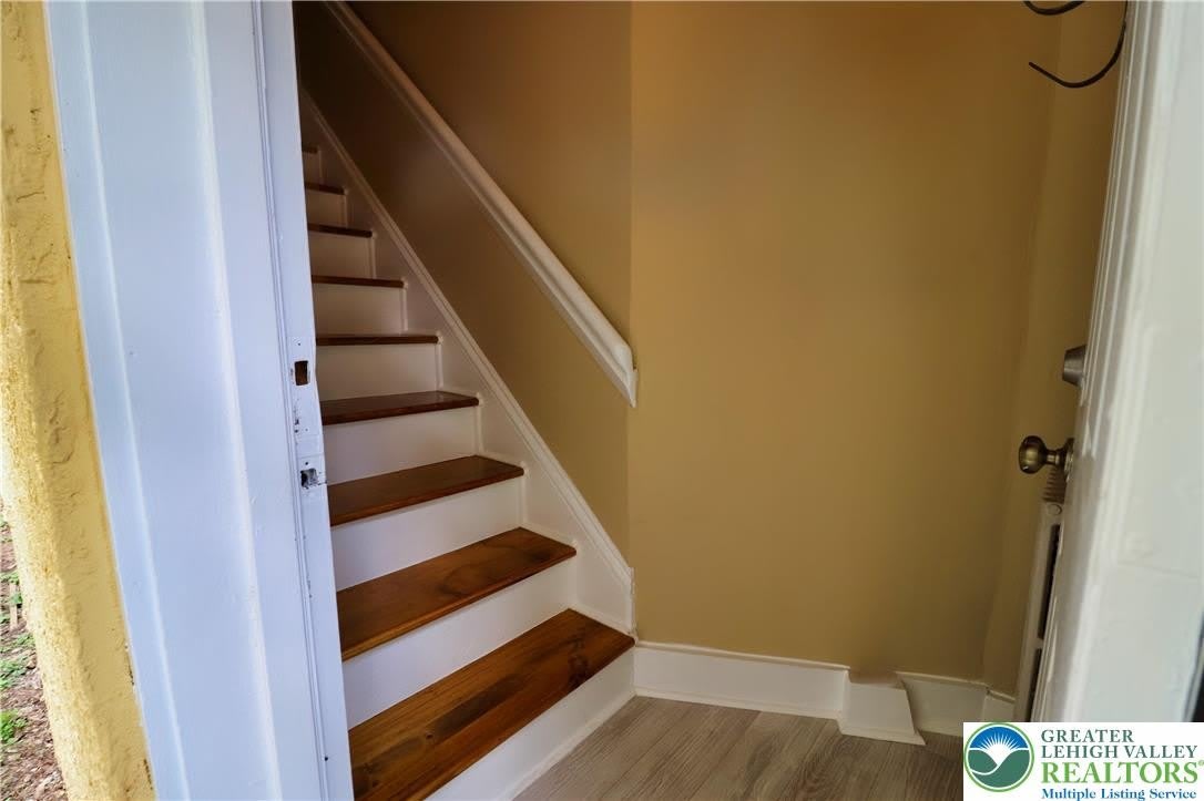526 Prospect Avenue – photo 3