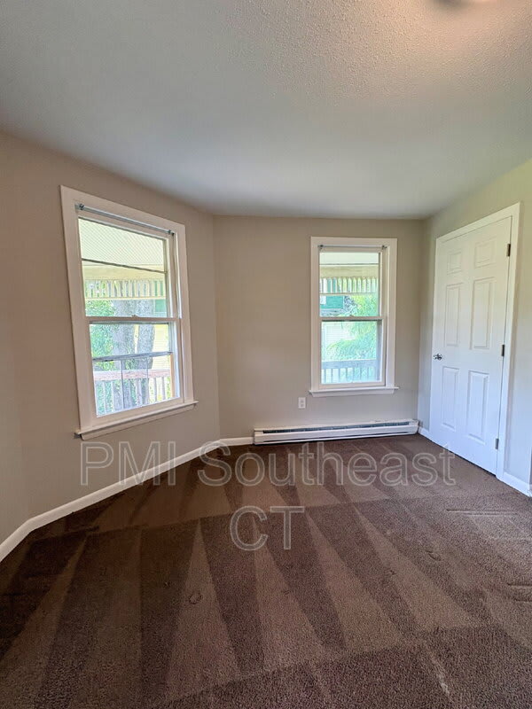 54 Hempstead Street – photo 3