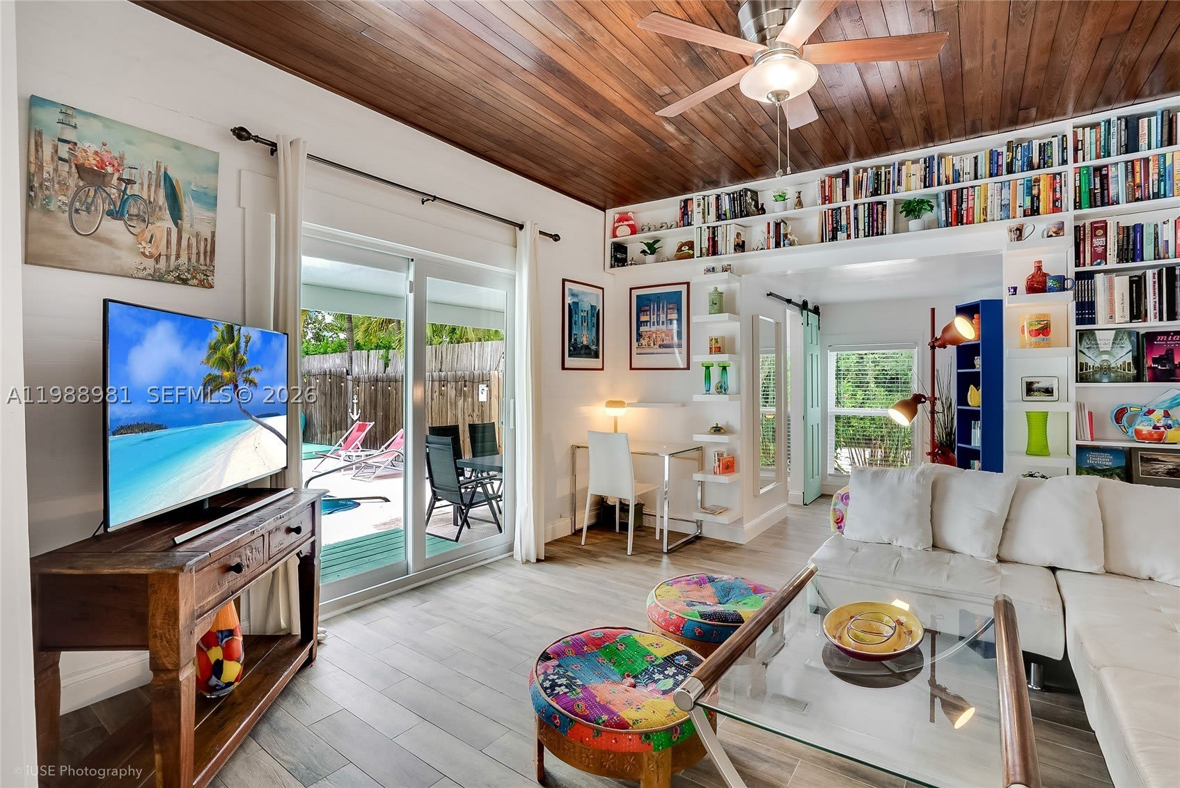 212 SW 1st Ave – photo 3