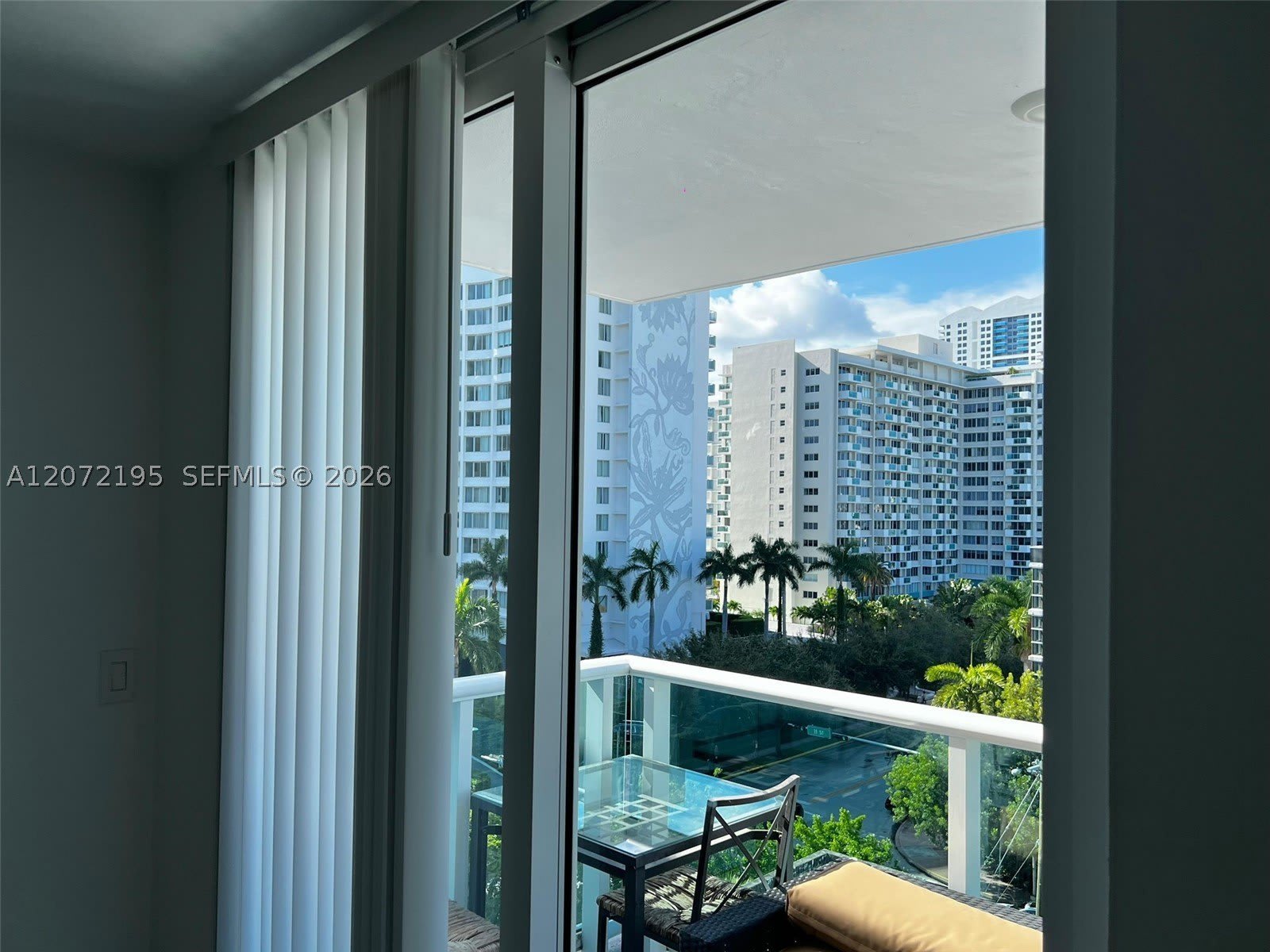 1035 West Ave – photo 1