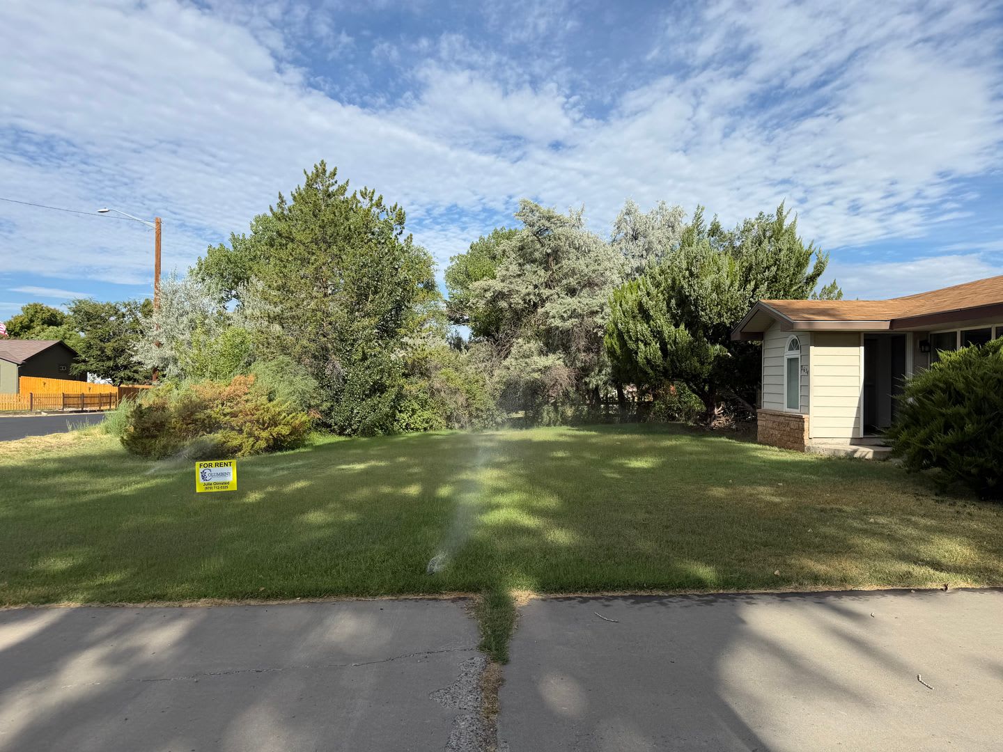 Large Home W/TONS OF STORAGE SPACE on NorthSide Grand Junction!!!! – photo 3