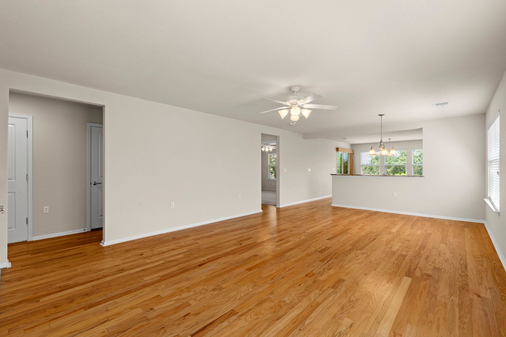 121 Huntsville Cv Unfurnished Sun City Rental Home Available Now – photo 5