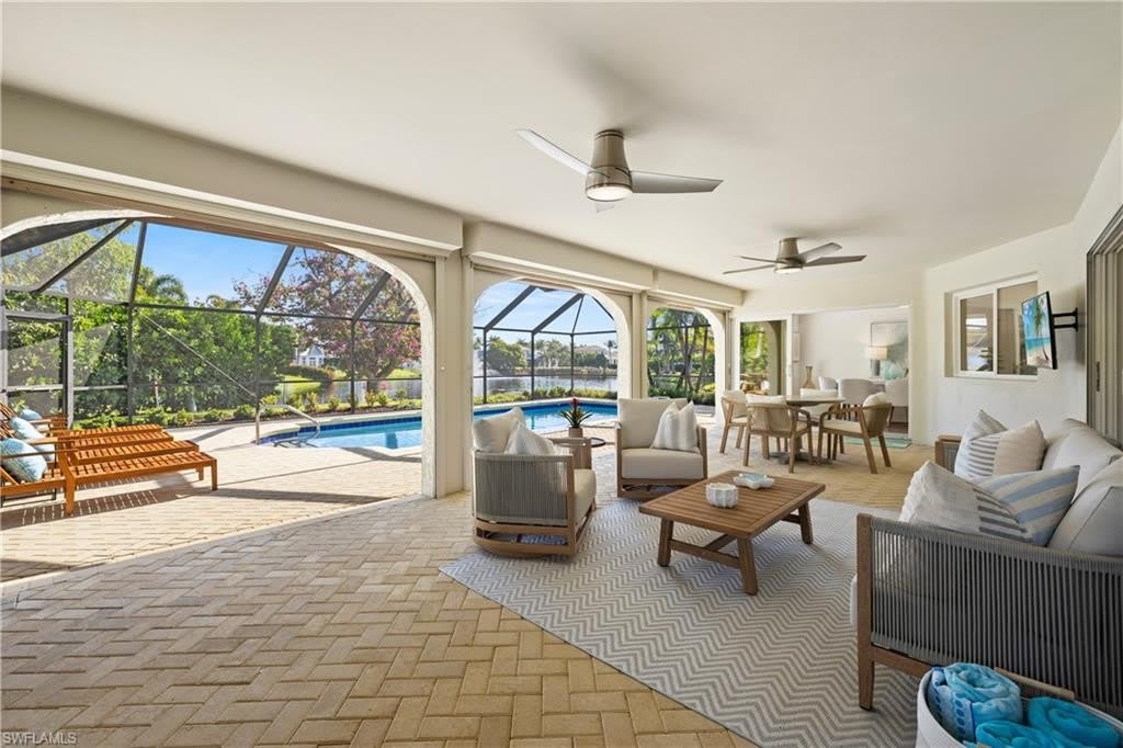 4916 Crayton Rd – photo 2
