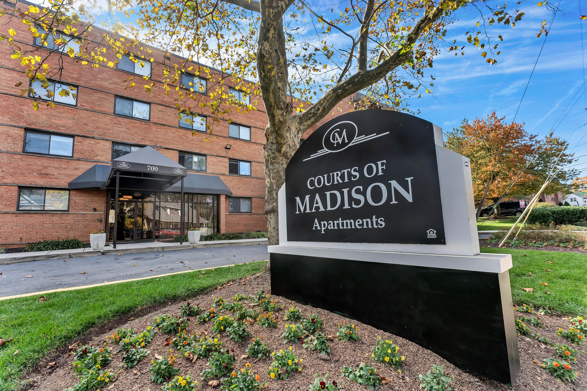 Courts of Madison – photo 1