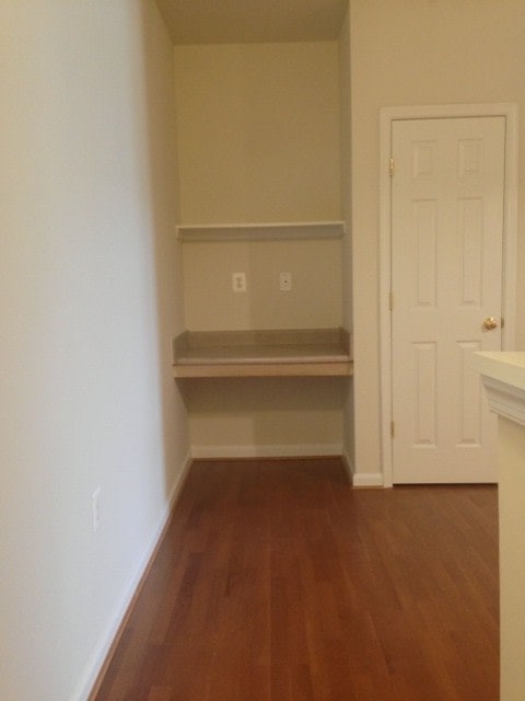 Beautiful 1-Bedroom, Upper Level with Garage in Sought After Carriage Hill on Pantops Mountain – photo 3