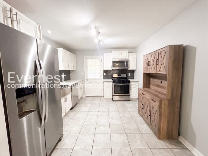 797 Casplan Street Southwest – photo 4
