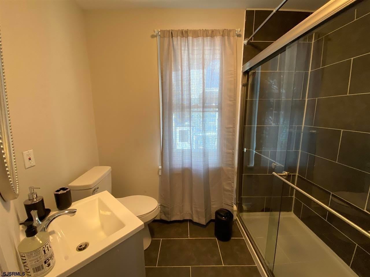 29 N Bartram Ave – photo 4