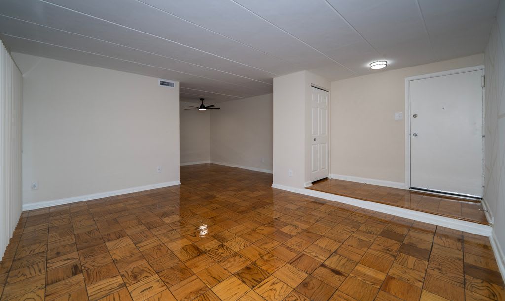 Ashley Apartments – photo 4