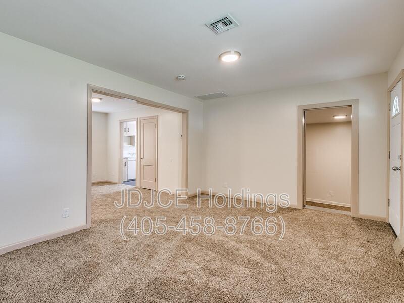 901 Stansell Drive – photo 4