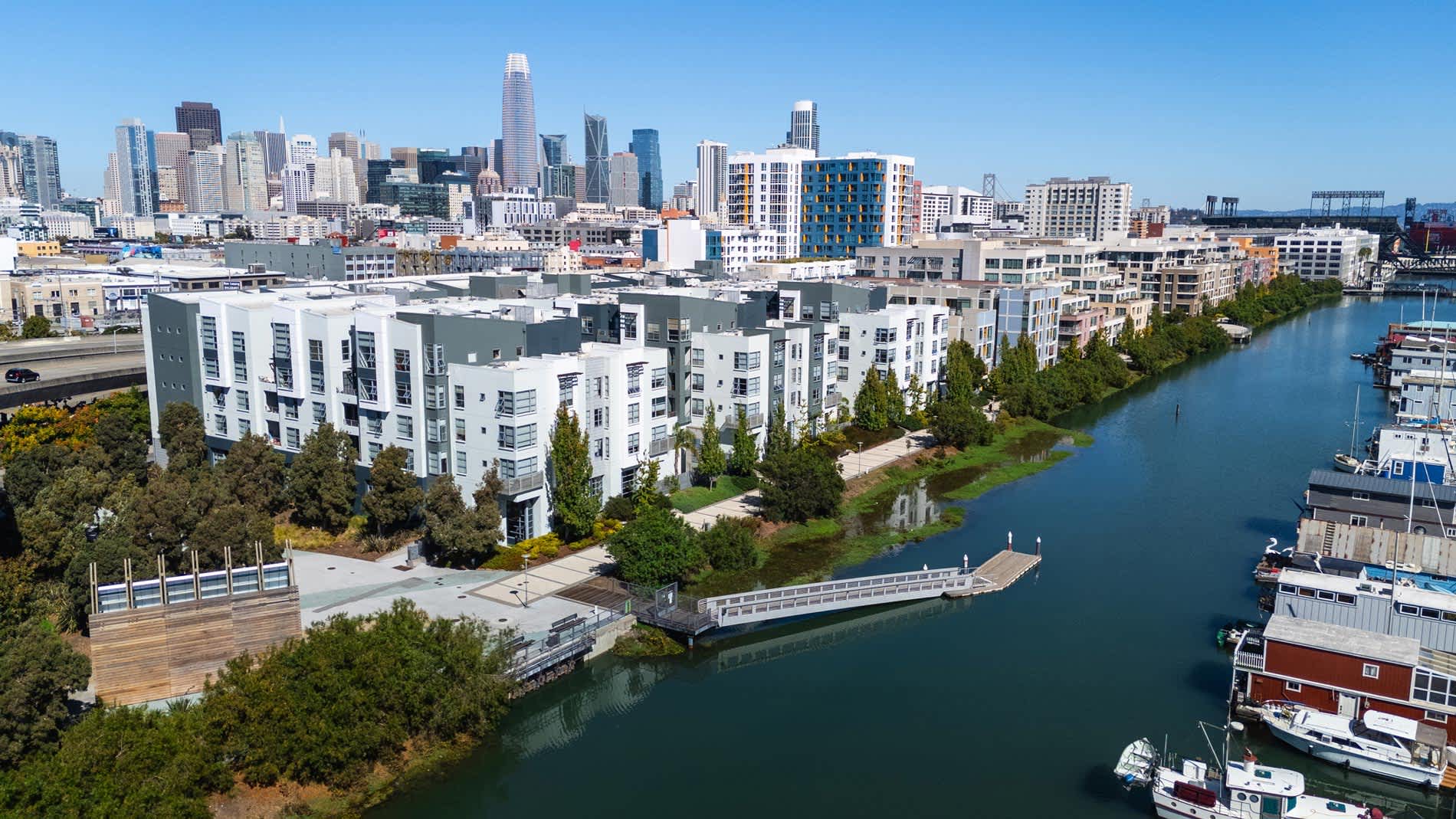 Edgewater – photo 2