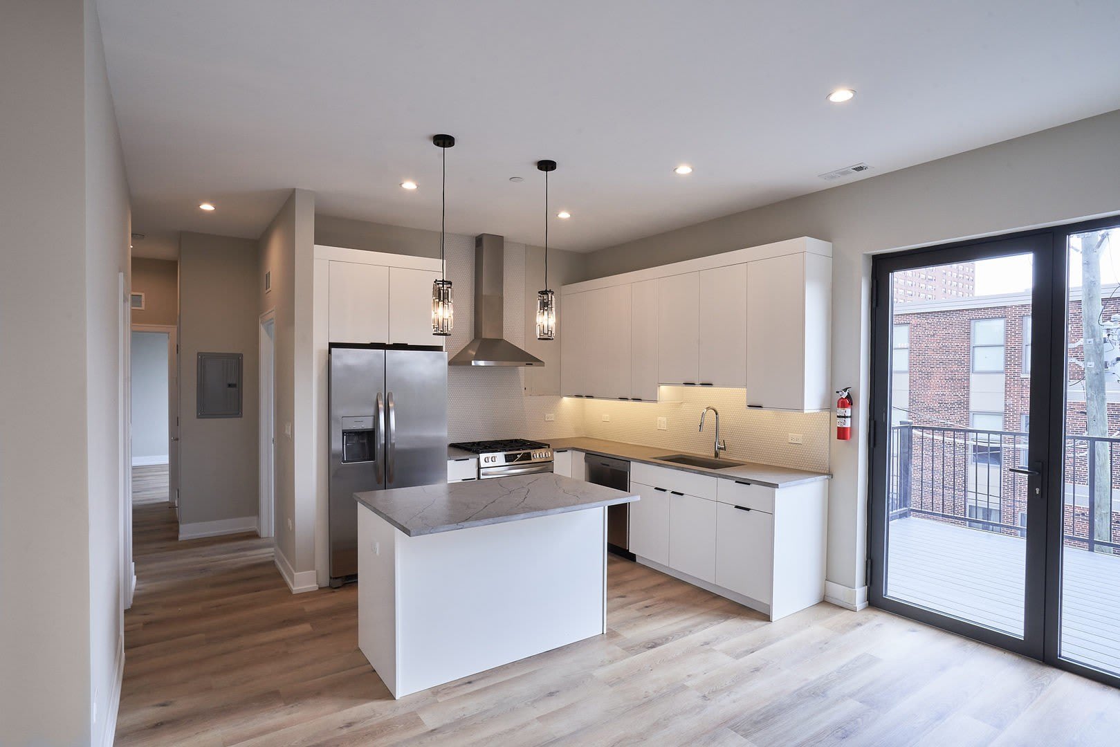 6029 S Champlain Avenue – photo 5