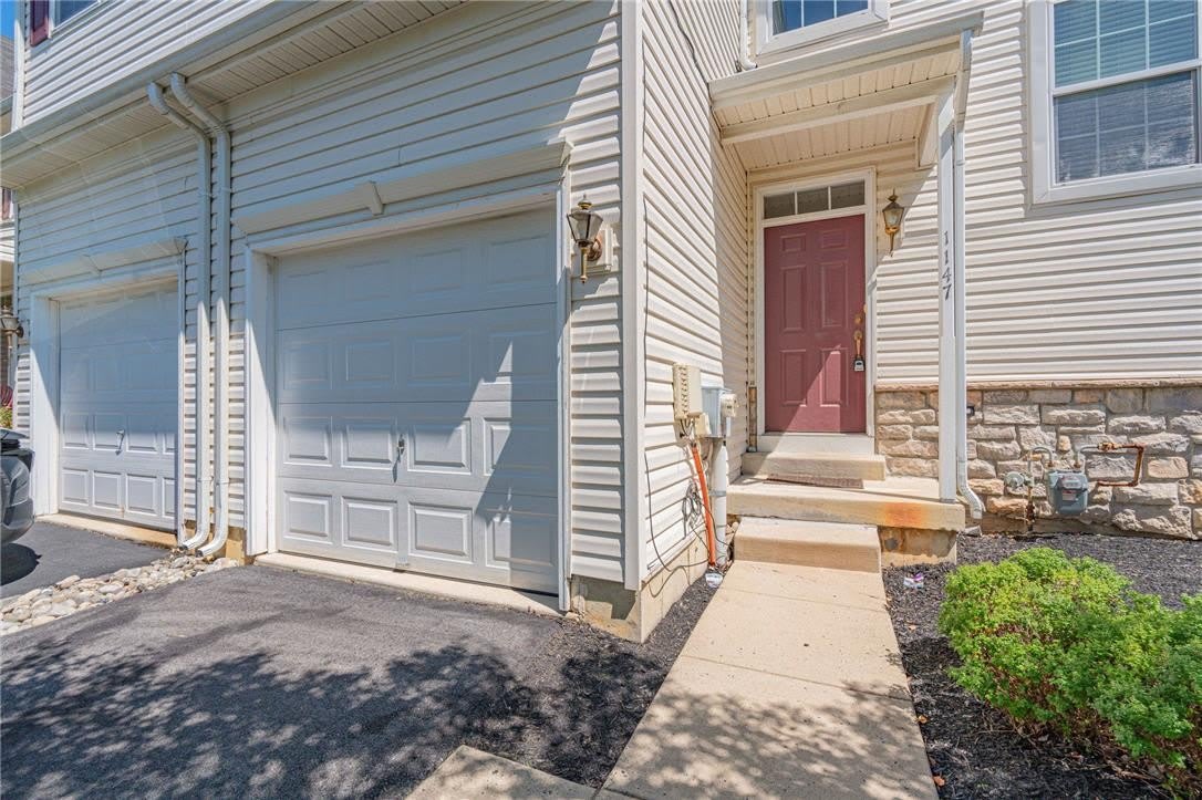 1147 Tudor Drive – photo 4