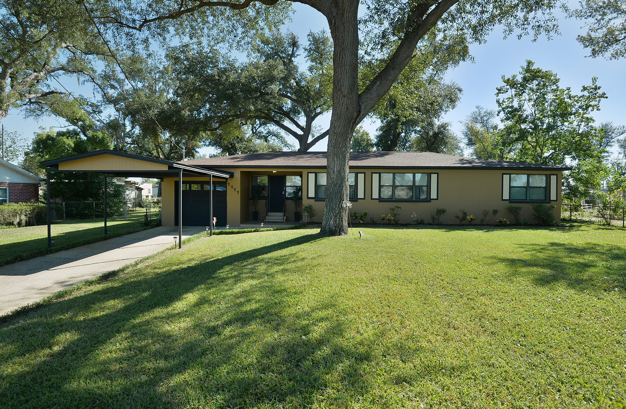 1111 Florence Street – photo 2