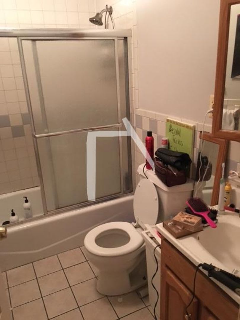 6 bed in Allston – photo 2