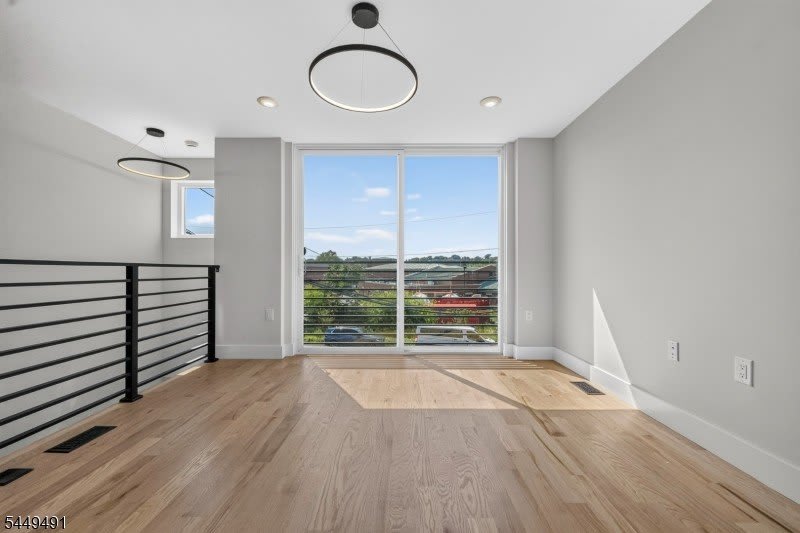 62 Hillside Ave – photo 4