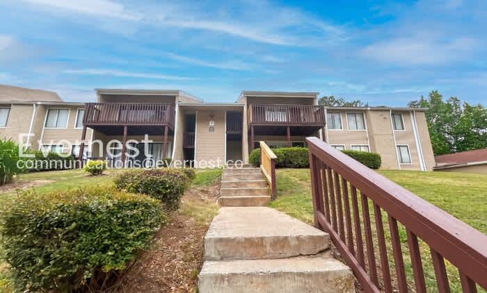 3575 Oakvale Road – photo 2