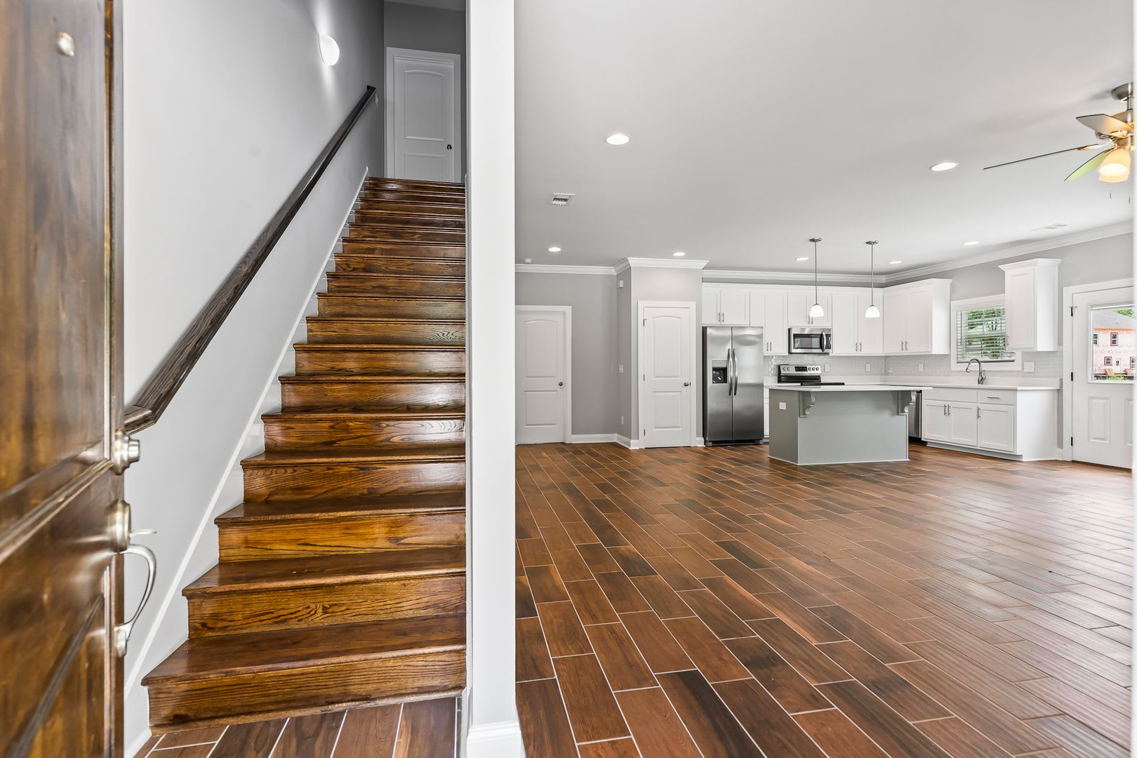 Short-Term Lease Available! – photo 5