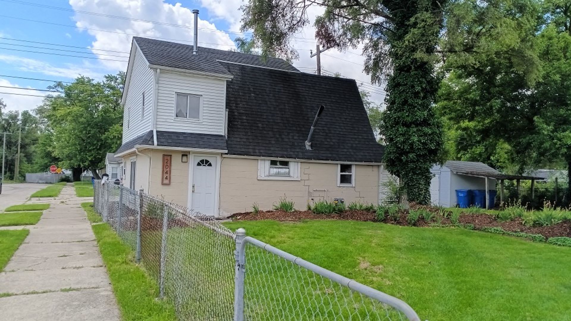 Spacious 3 bedroom 1 Bath in Warren! – photo 5