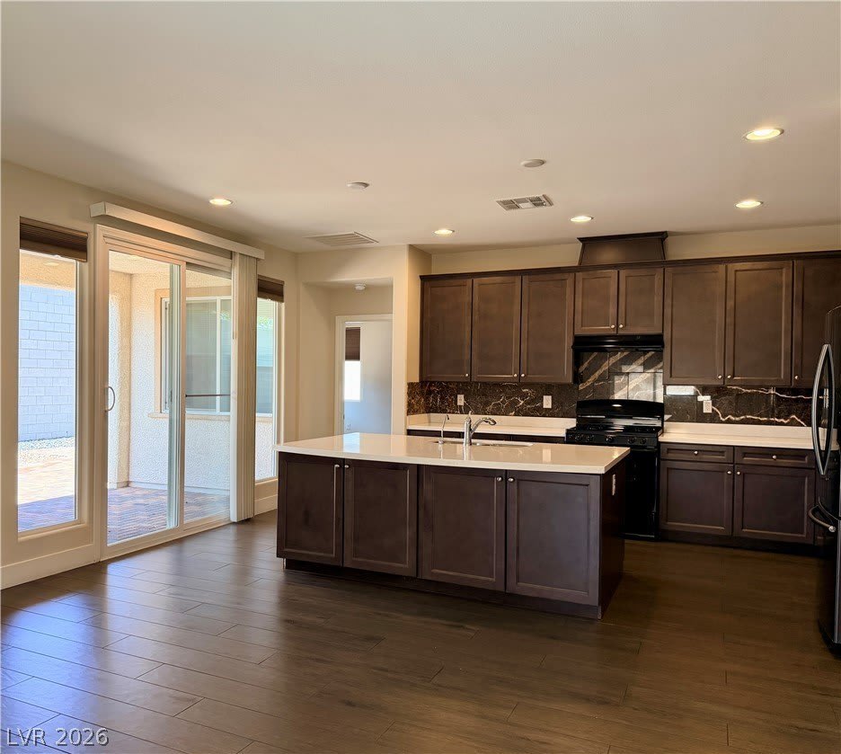 1546 Bryce Canyon Street – photo 2