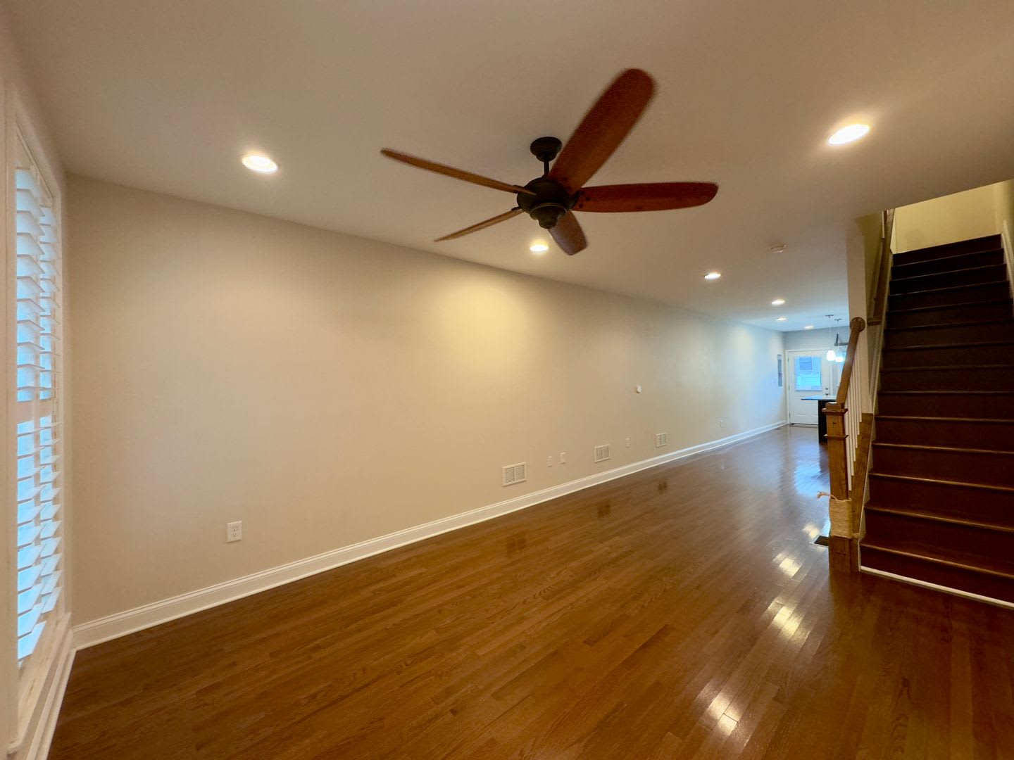 Charming 3 Bed/3 Bath Townhome in Middle East Baltimore! – photo 3