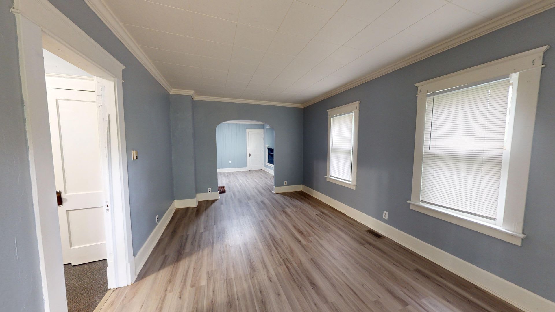 Coming Soon Cute 2 Bedroom Near Park – photo 2