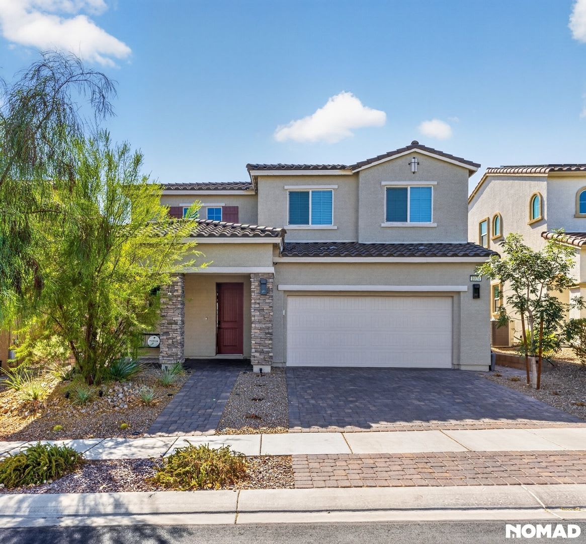 Stunning 4BR House in Henderson – photo 2