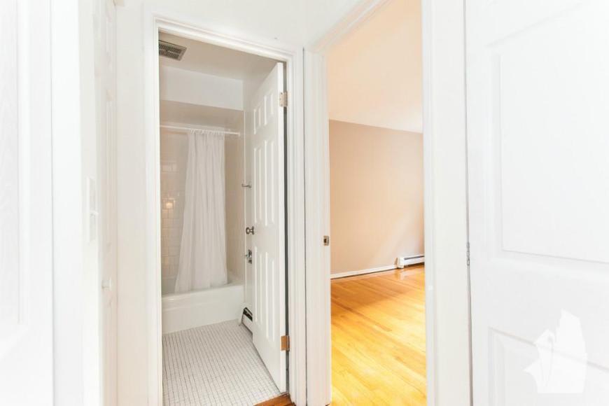 515 West Barry Ave – photo 2