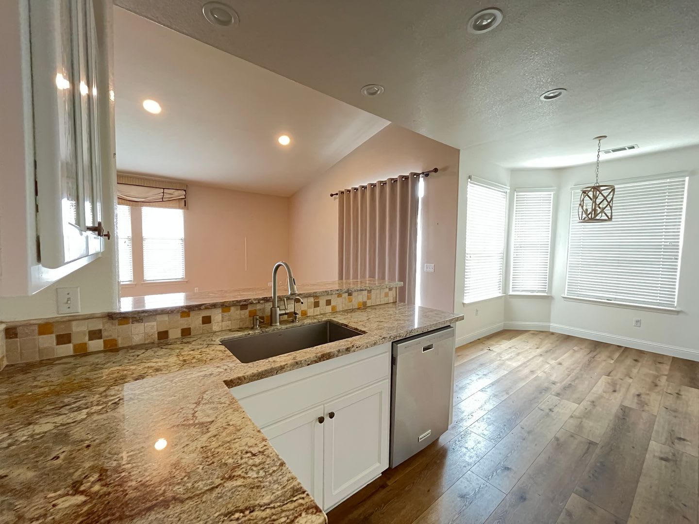 Established neighborhood a Single level in the Rancho Grande – photo 4