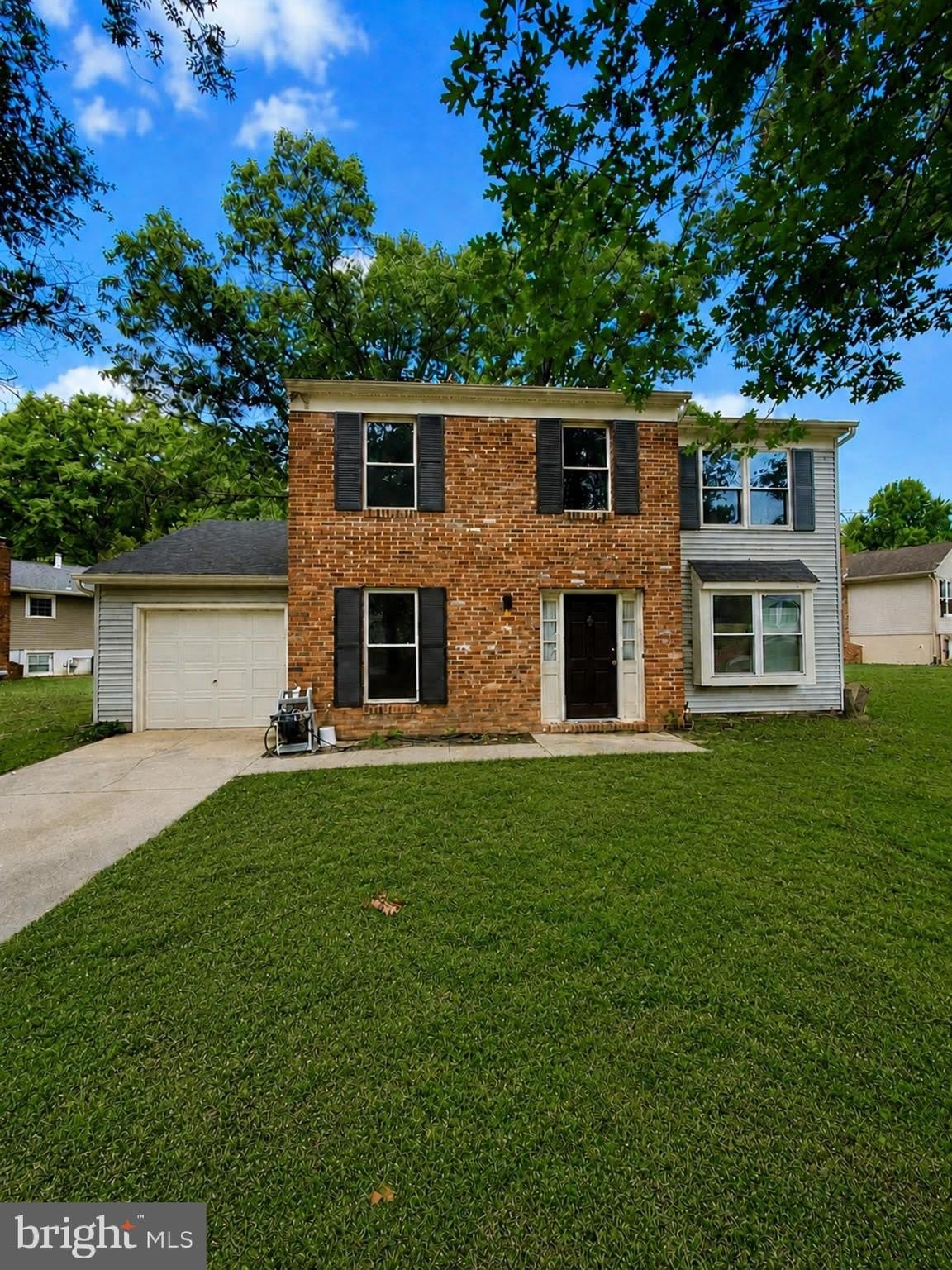 501 FOREST Court – photo 1